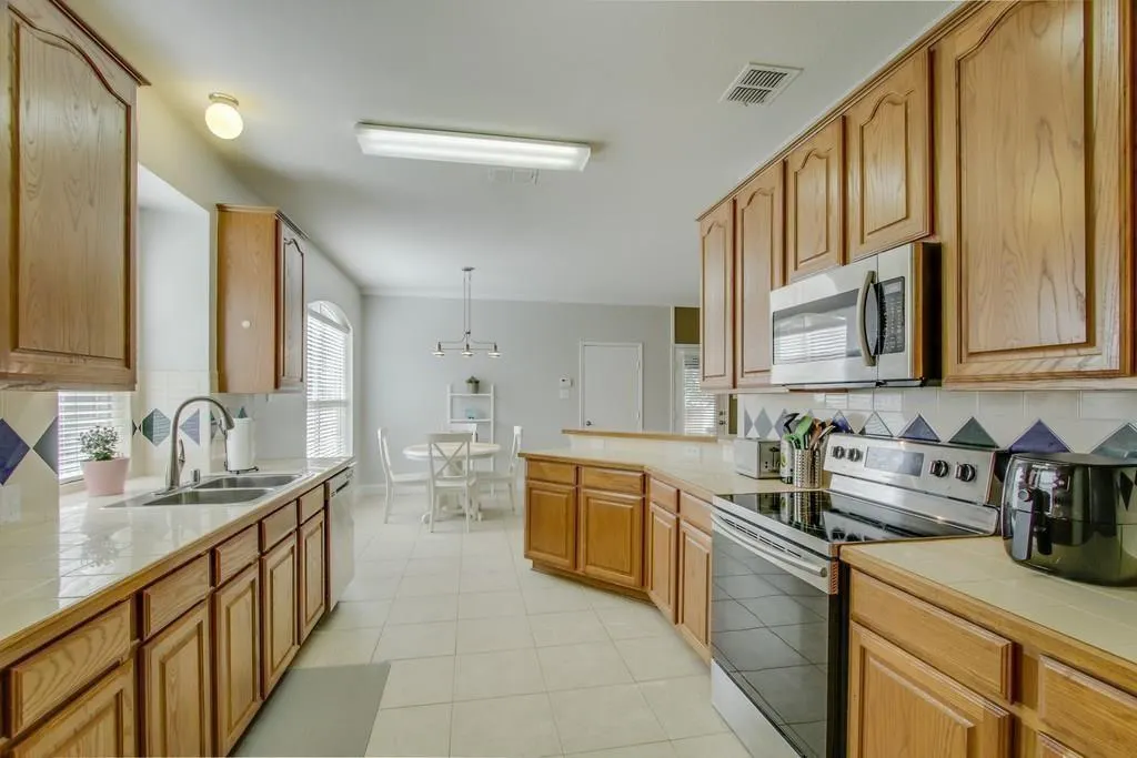 1322 Dove Brook Drive