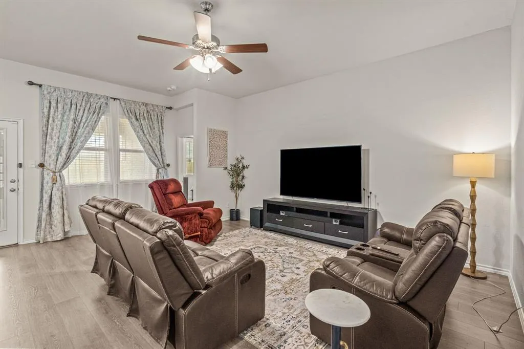 3312 Puffin Lane
