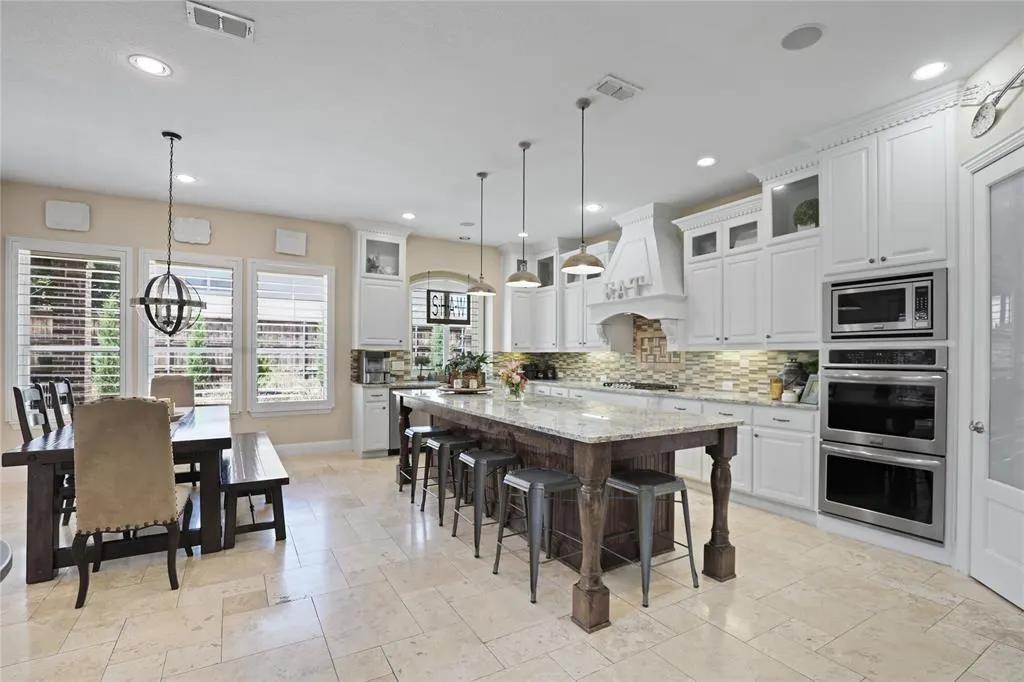 13326 Mardi Gras Lane