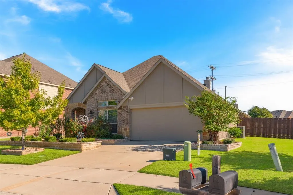 1425 Freesia Drive