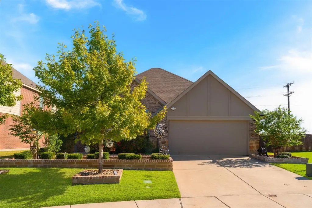 1425 Freesia Drive