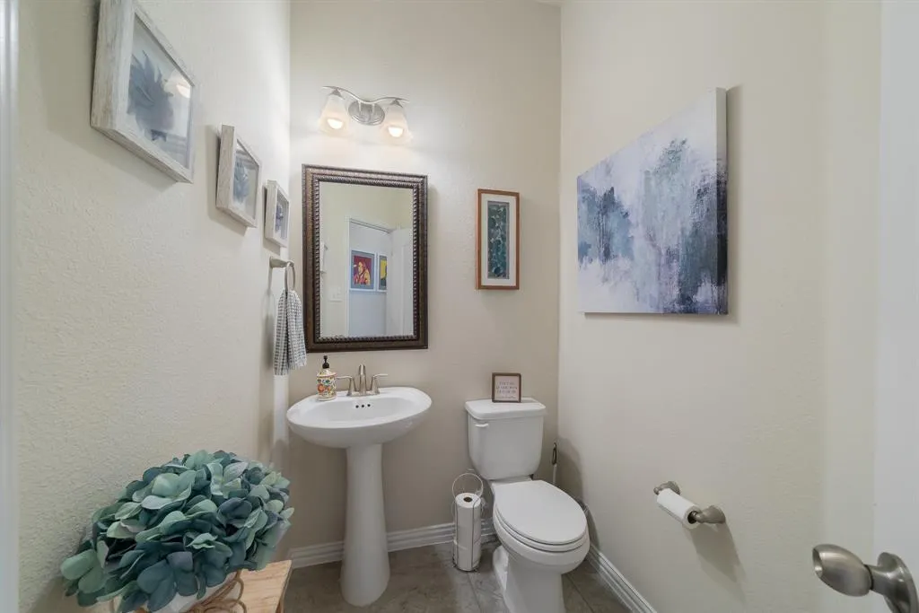 1425 Freesia Drive