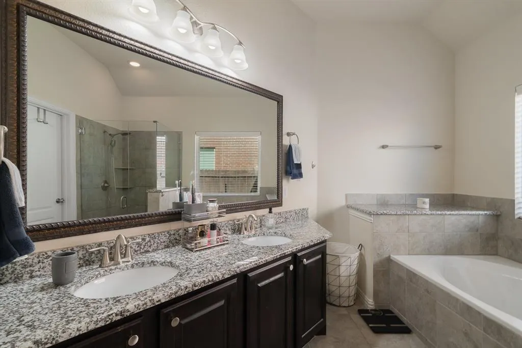 1425 Freesia Drive