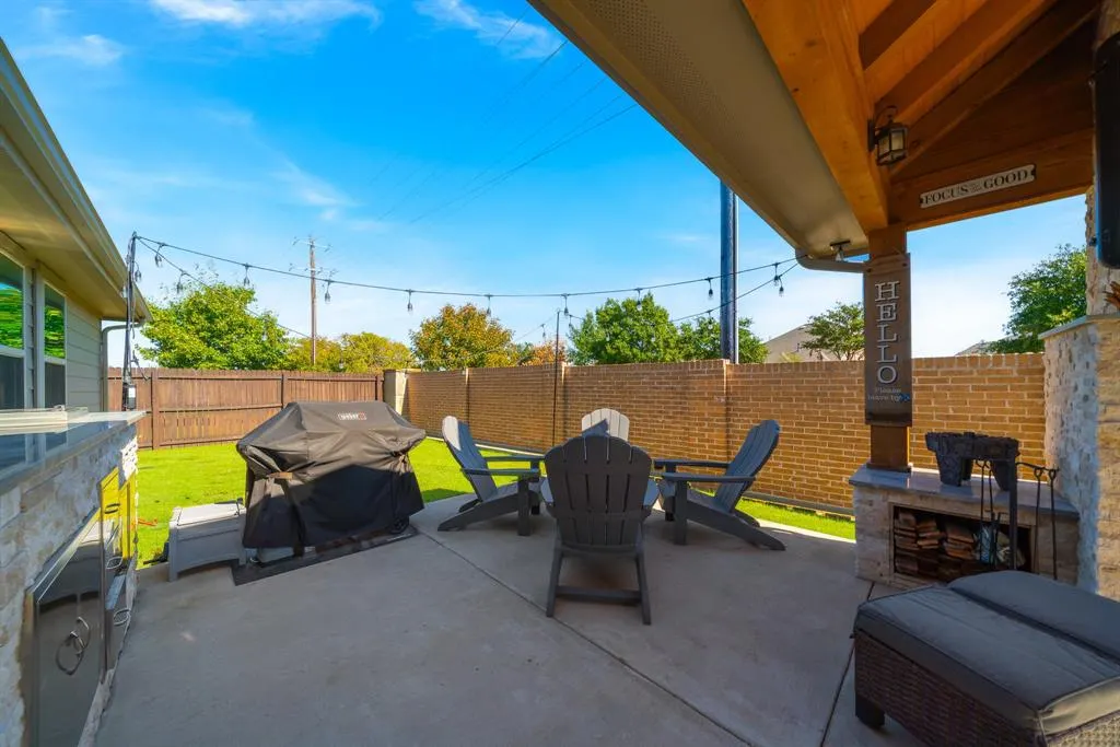 1425 Freesia Drive