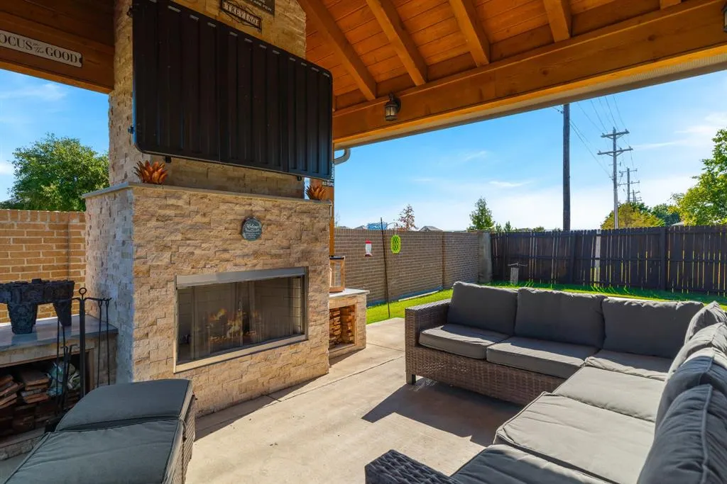 1425 Freesia Drive