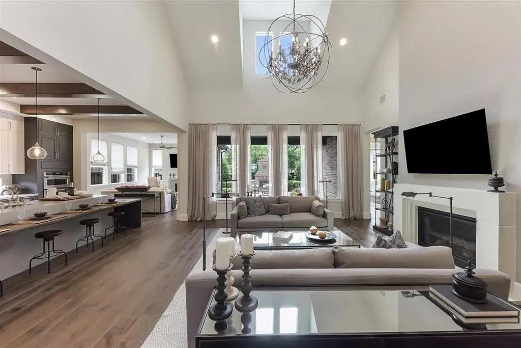 904 Devonshire Drive
