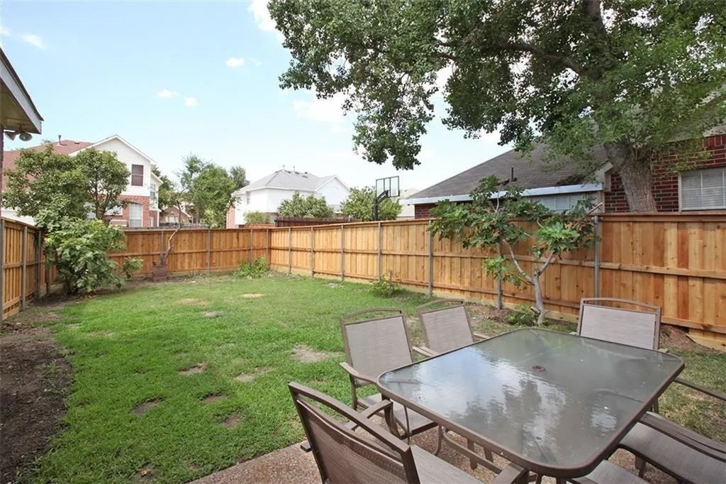 2032 Camelot Drive