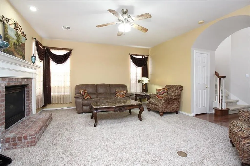 2032 Camelot Drive