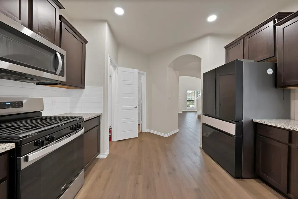 7432 Seton Place