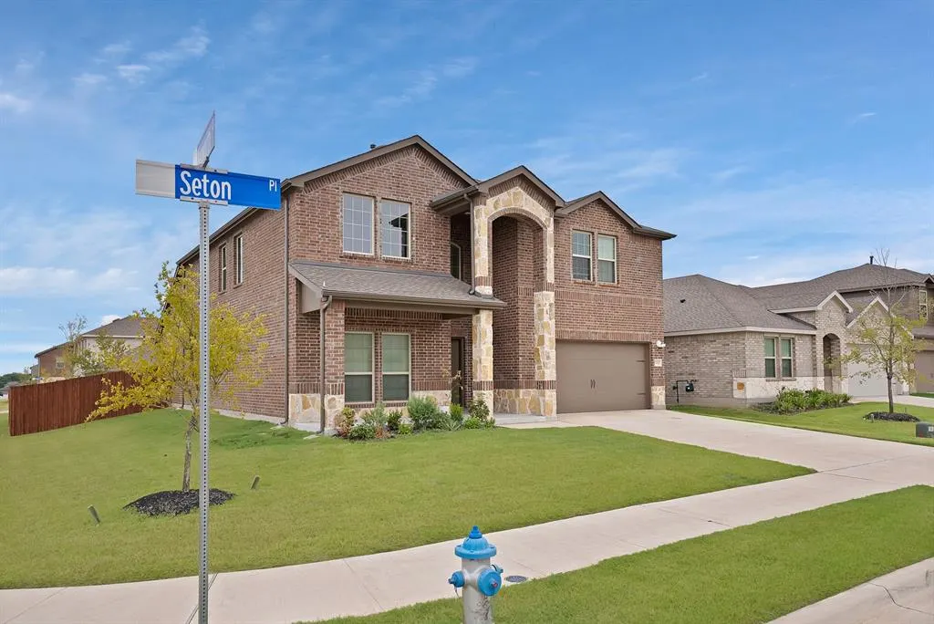 7432 Seton Place