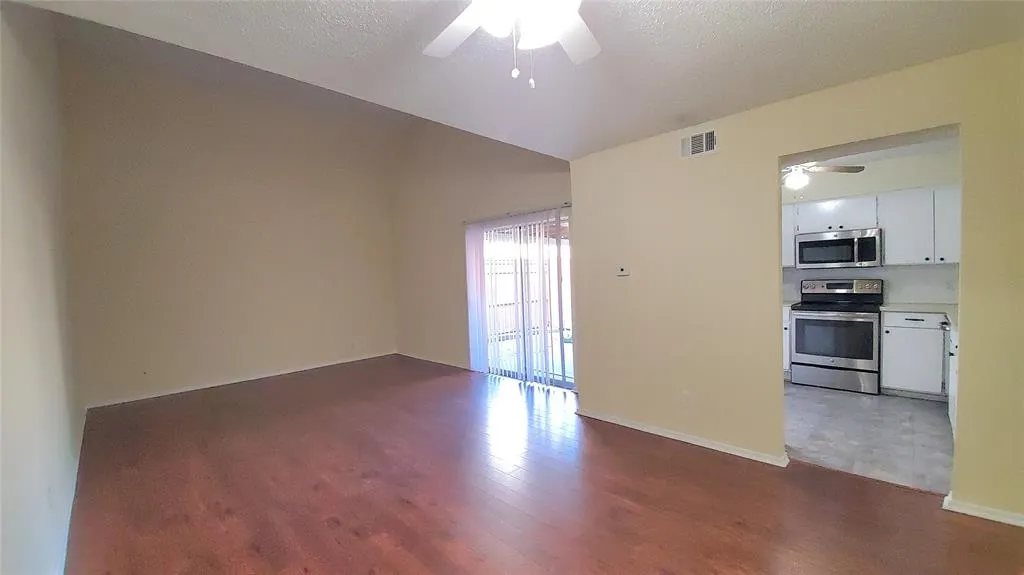 208 Village North Drive