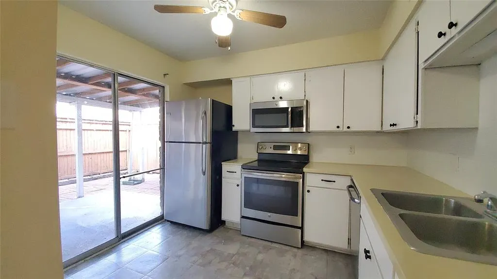208 Village North Drive