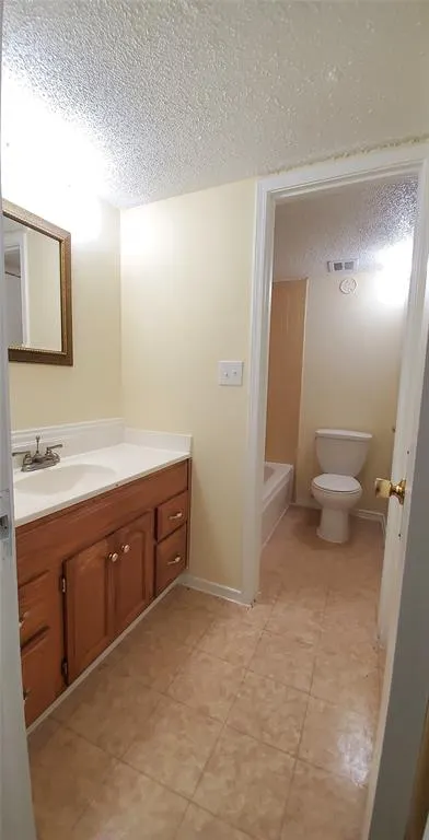 208 Village North Drive