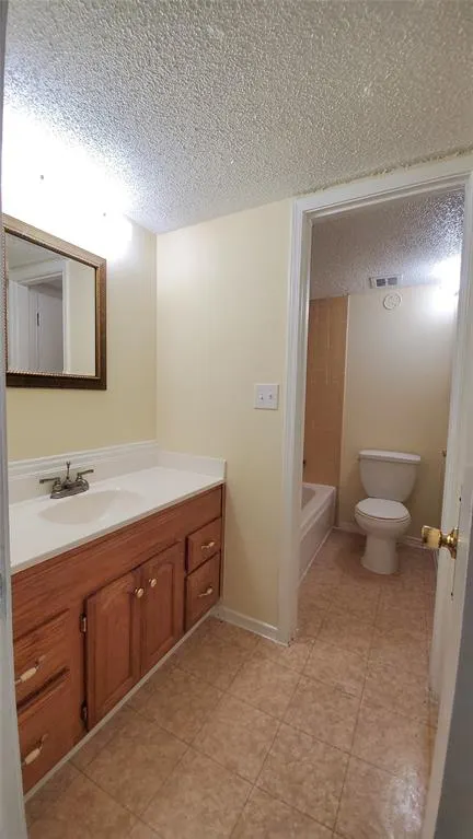 208 Village North Drive