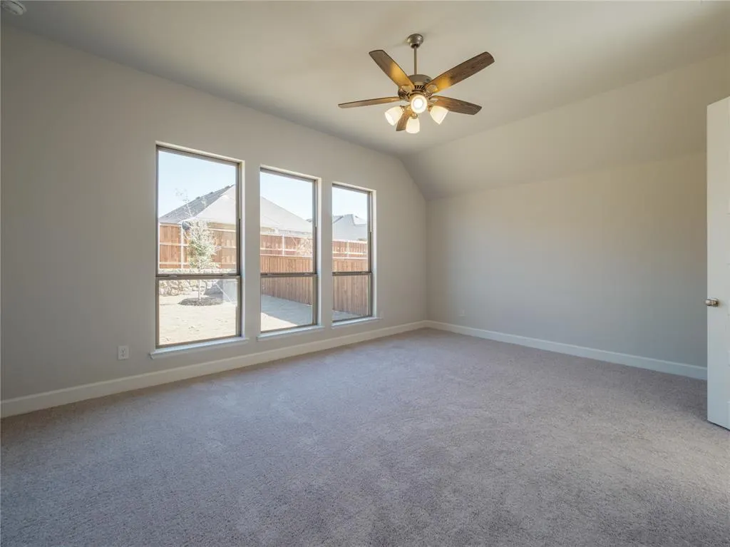 3516 Sawtooth Lane