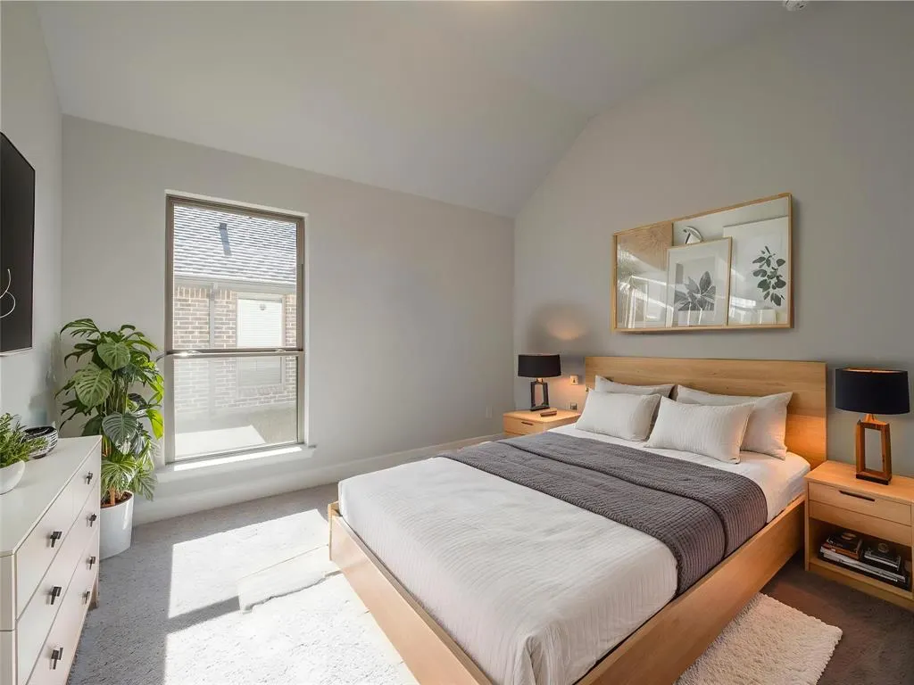 3516 Sawtooth Lane