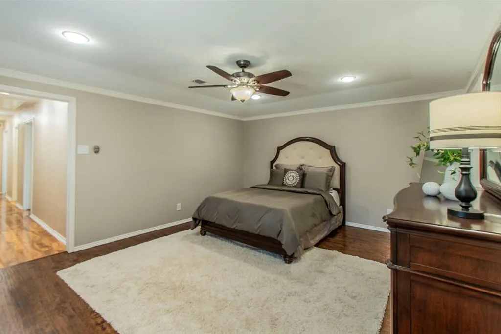 1412 Huntington Drive