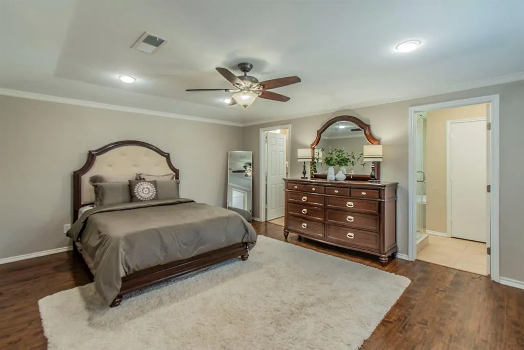1412 Huntington Drive