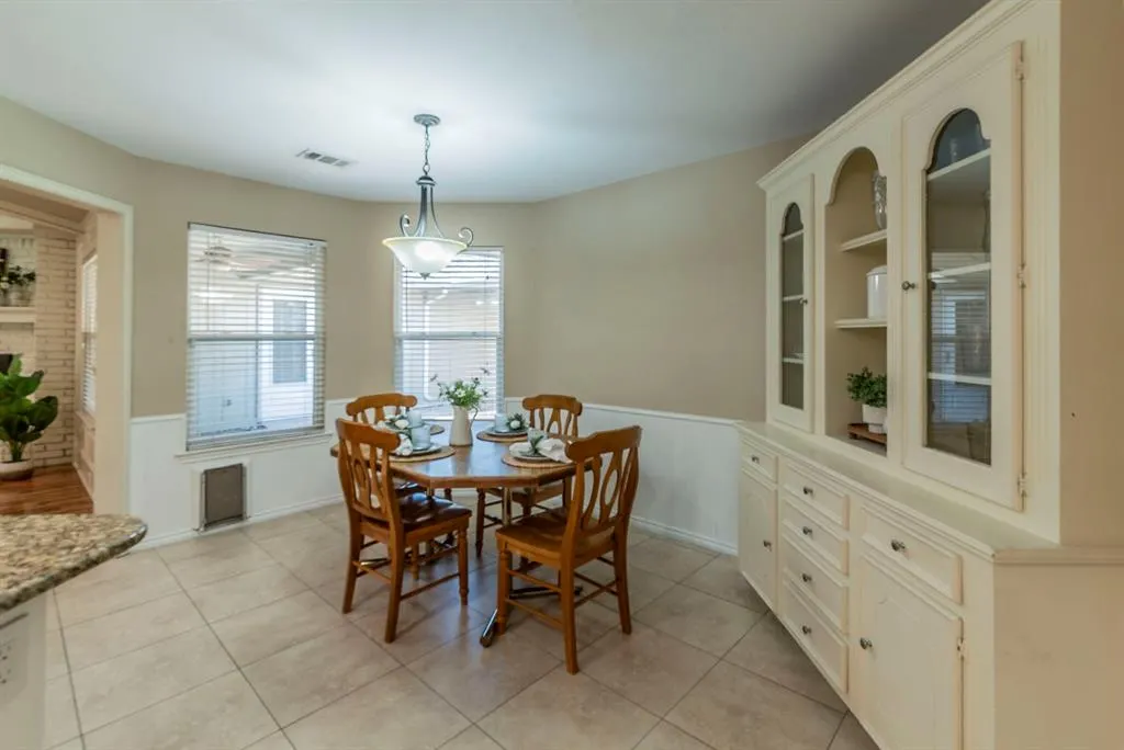 1412 Huntington Drive