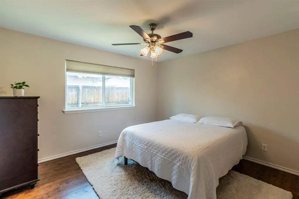 1412 Huntington Drive