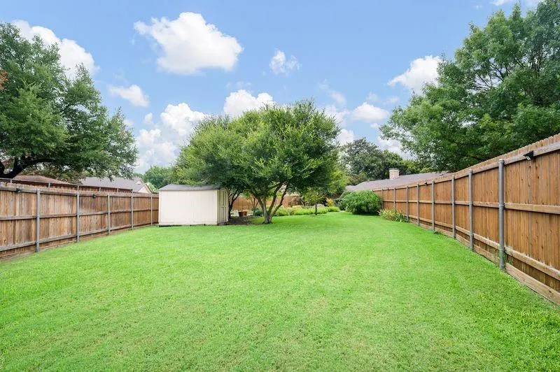 2525 Parkhaven Drive