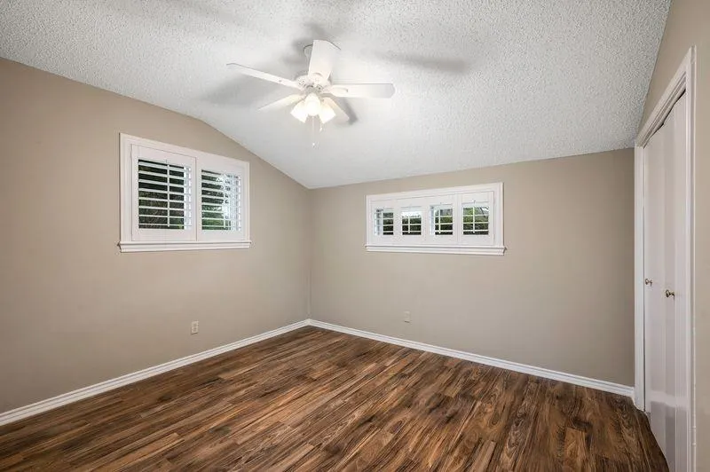 2525 Parkhaven Drive