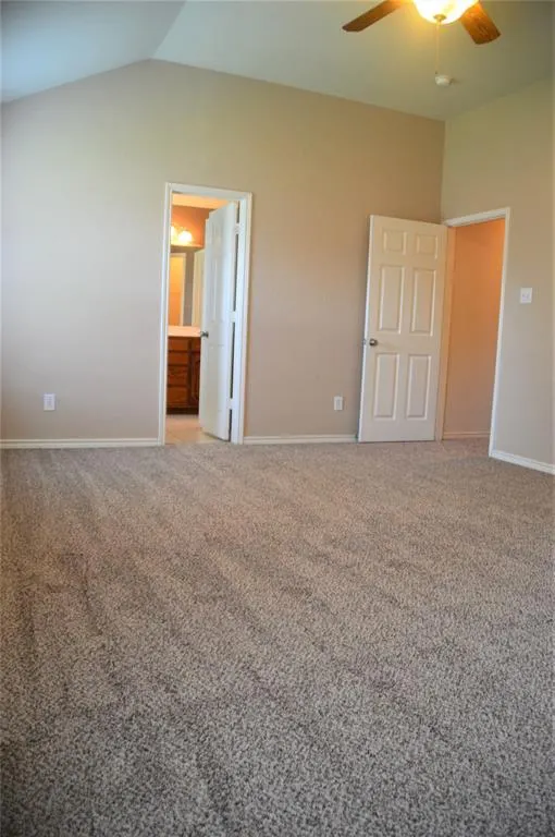 15572 Western Trail
