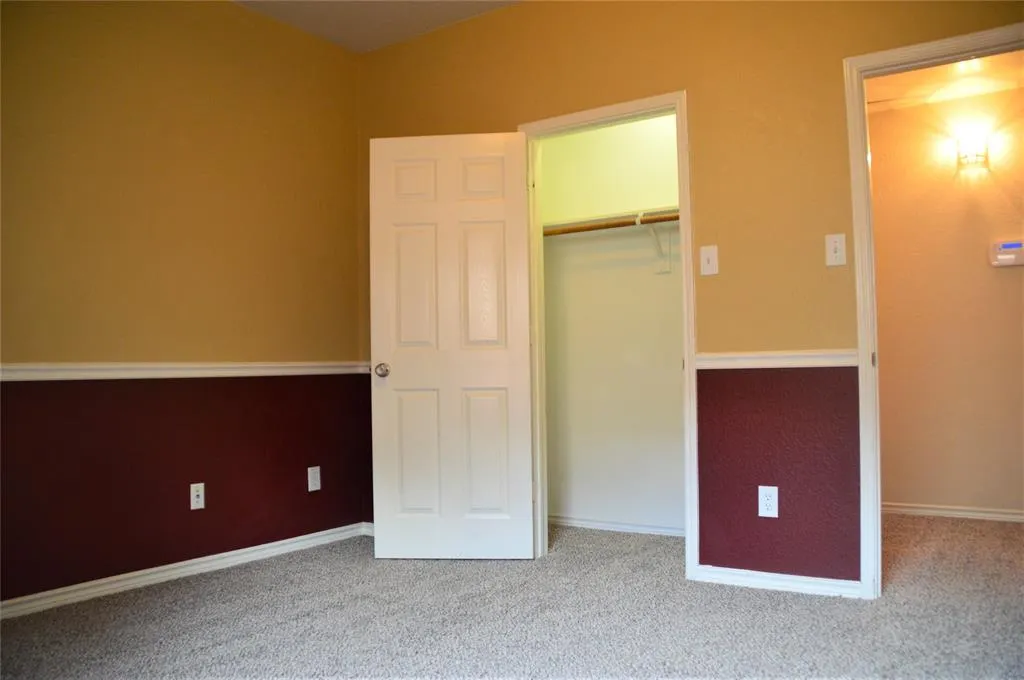 15572 Western Trail