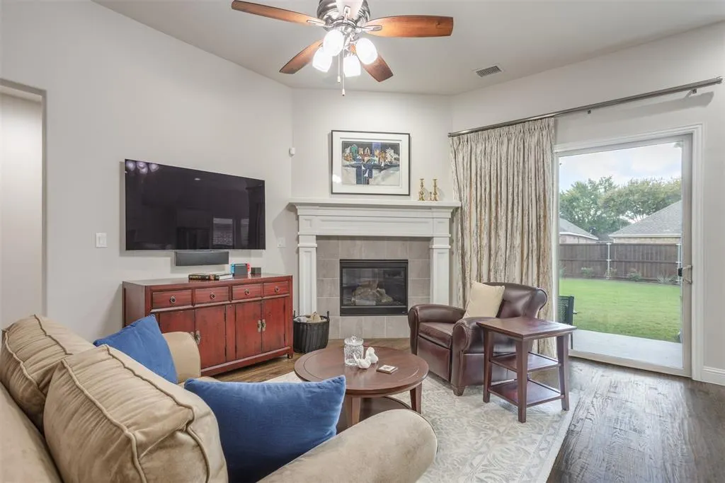 8805 Abbington Place