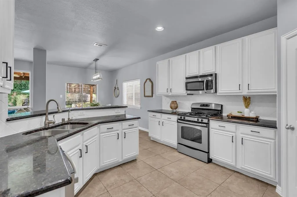 2360 Ranchview Drive