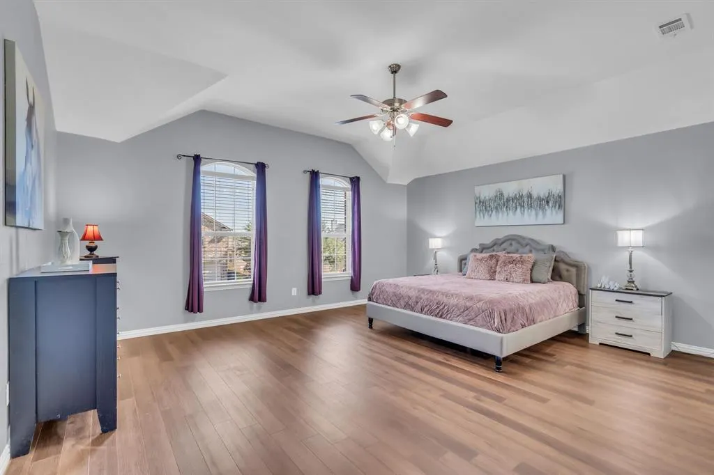 2360 Ranchview Drive