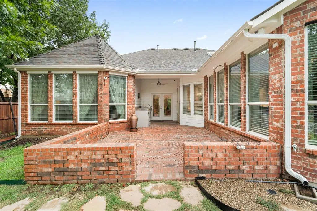 801 High Willow Drive