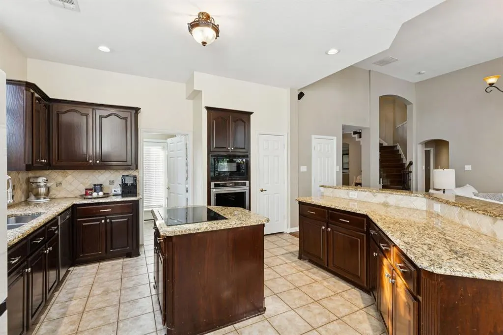1318 Salado Drive