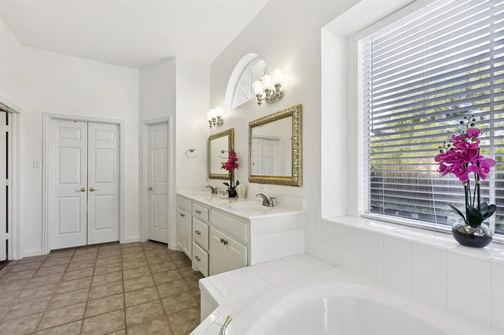 1318 Salado Drive