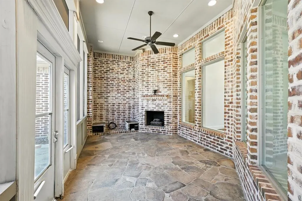 6008 Springhaven Drive