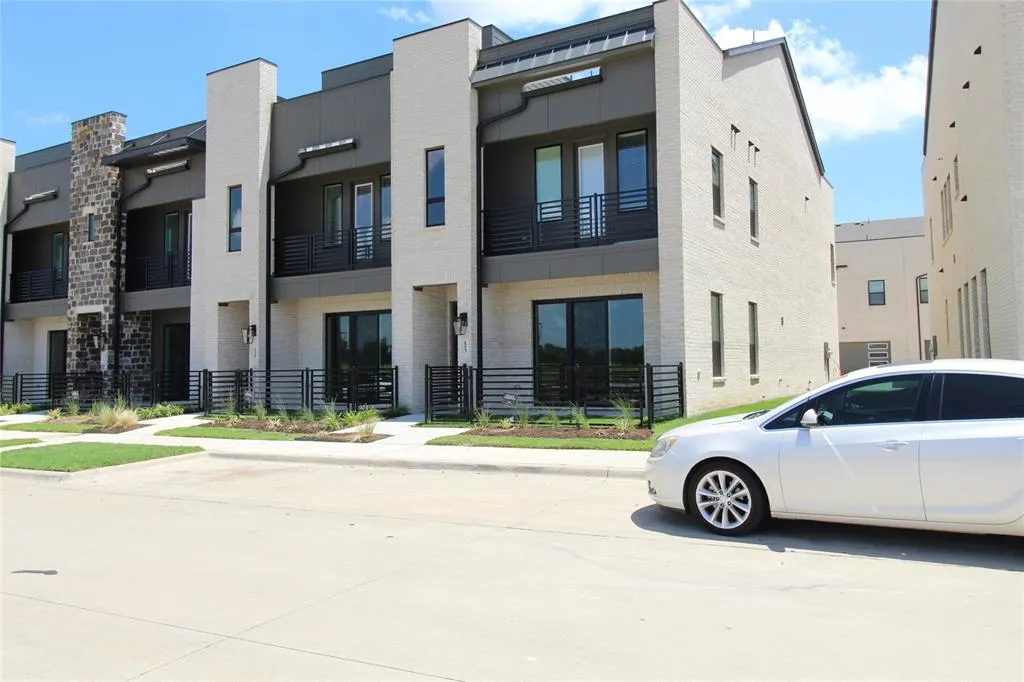 1223 Doris May Drive