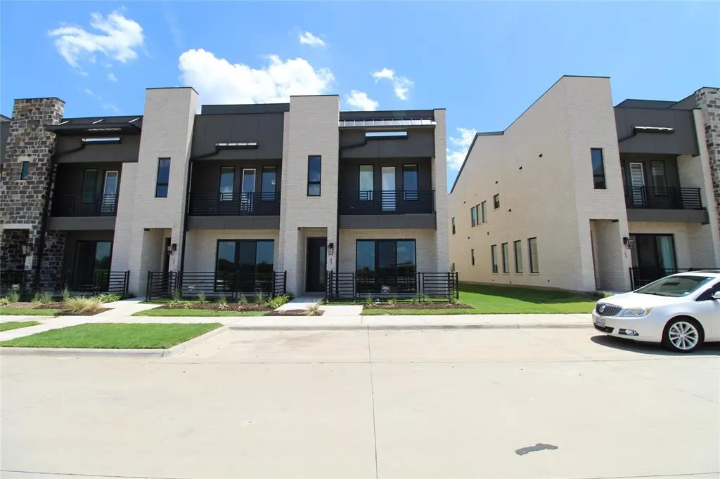 1223 Doris May Drive