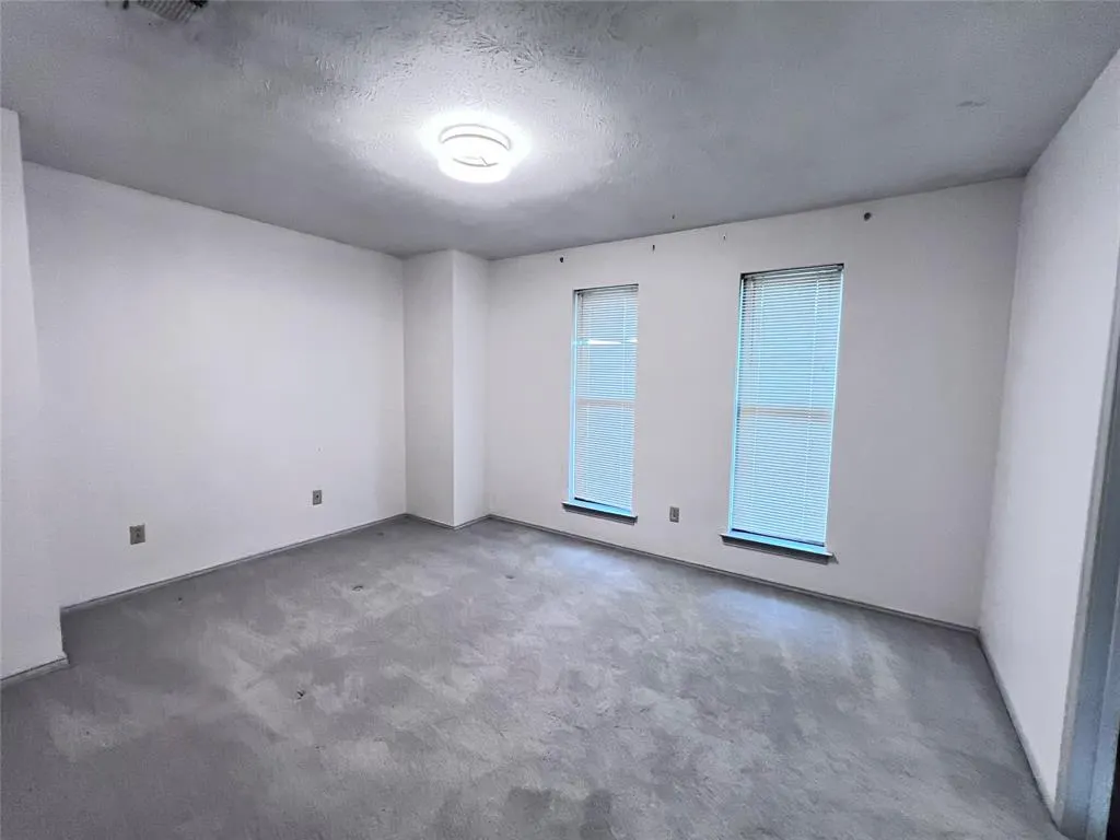 1804 University Drive