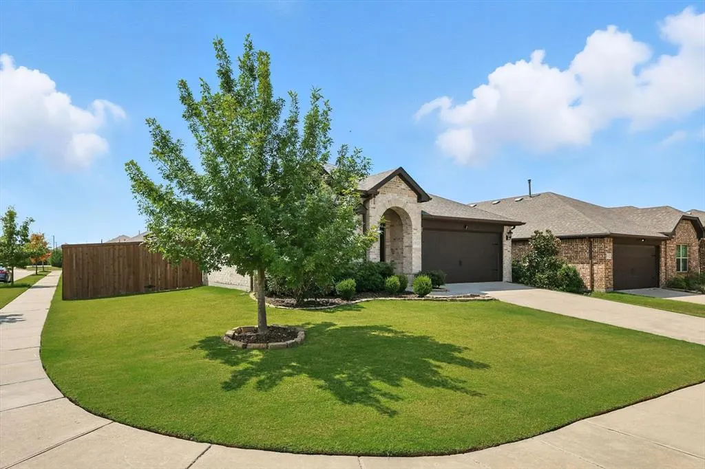 1316 Coyote Ridge