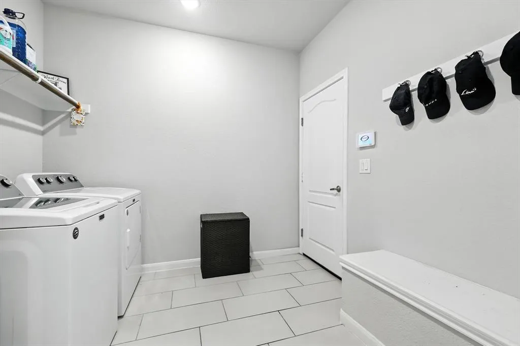 1316 Coyote Ridge