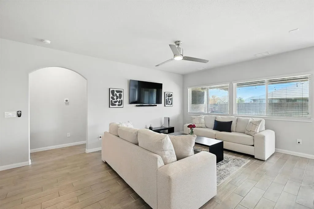 1316 Coyote Ridge