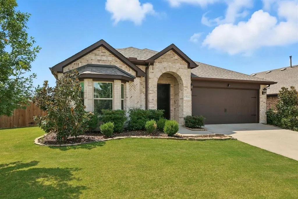 1316 Coyote Ridge