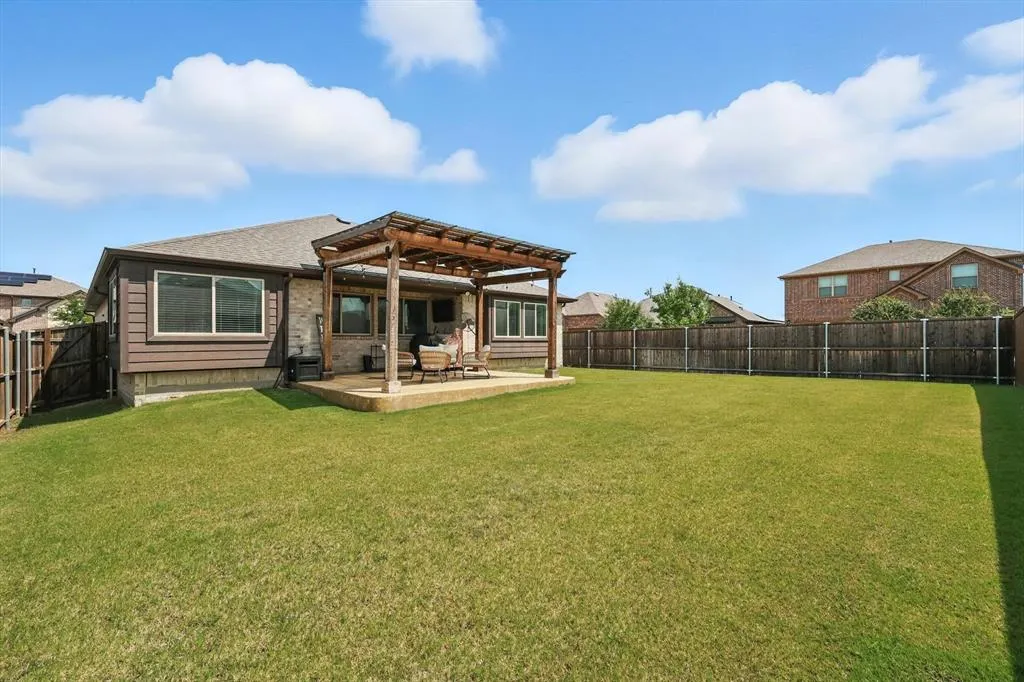 1316 Coyote Ridge