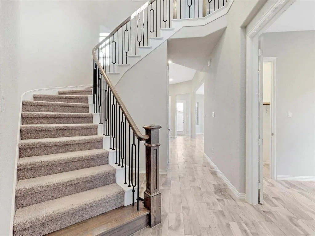 12310 Privet Lane