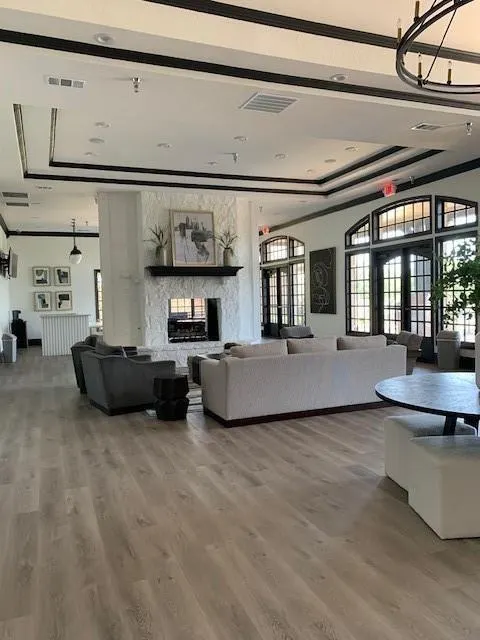 3680 Roosevelt Drive