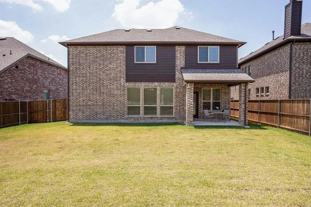 1409 Arrowwood Drive