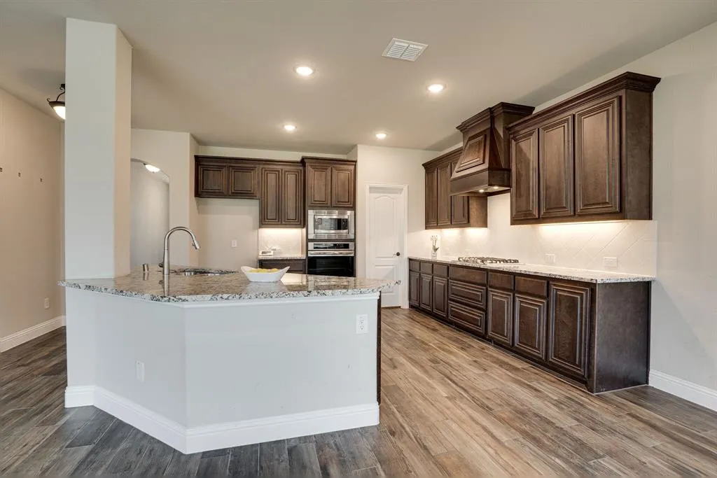 1409 Arrowwood Drive