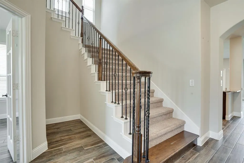 1409 Arrowwood Drive