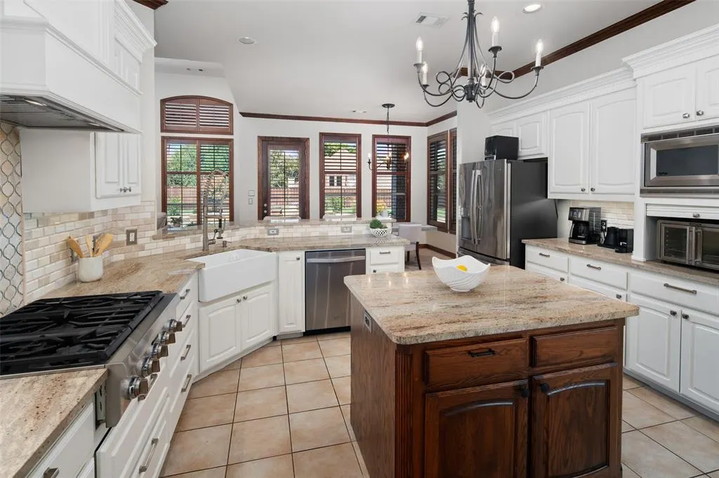 7404 Waterfall Drive