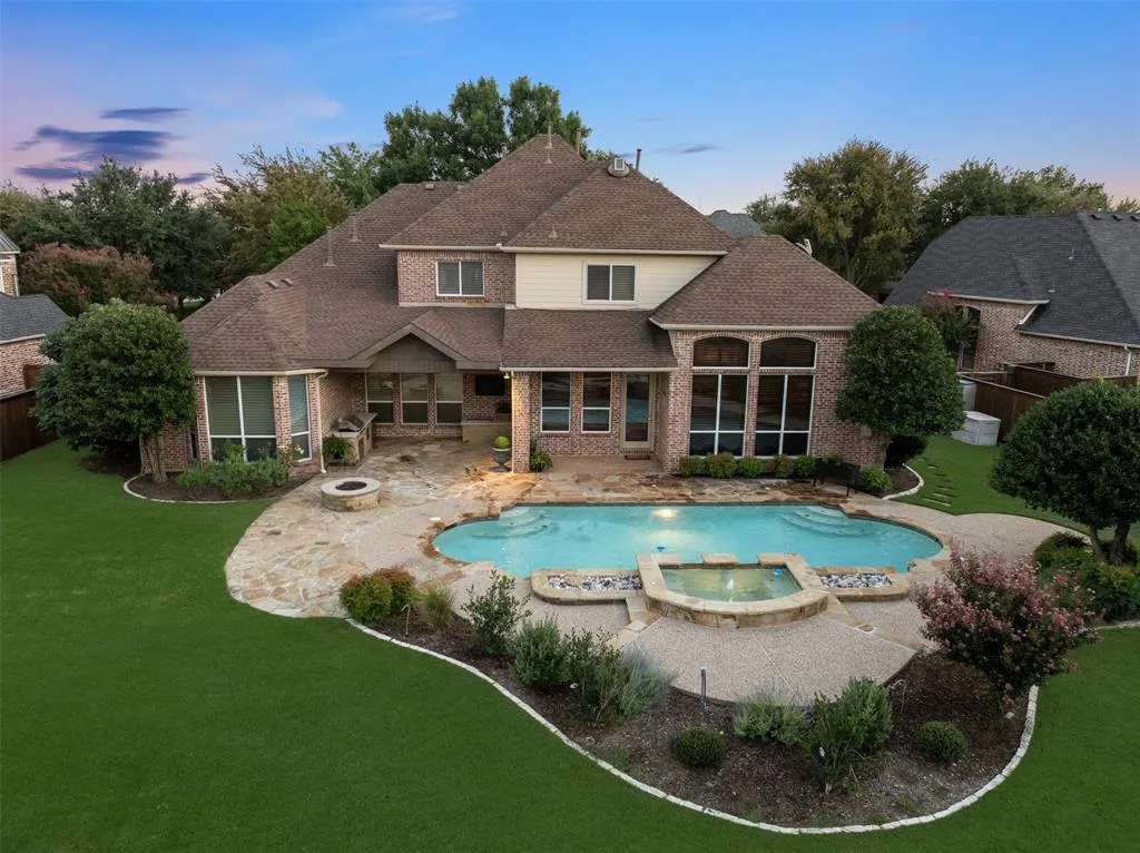 7404 Waterfall Drive